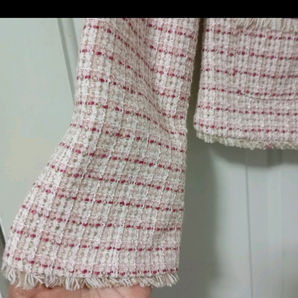 Chic Pink Tweed Jacket - Picture 5 of 12